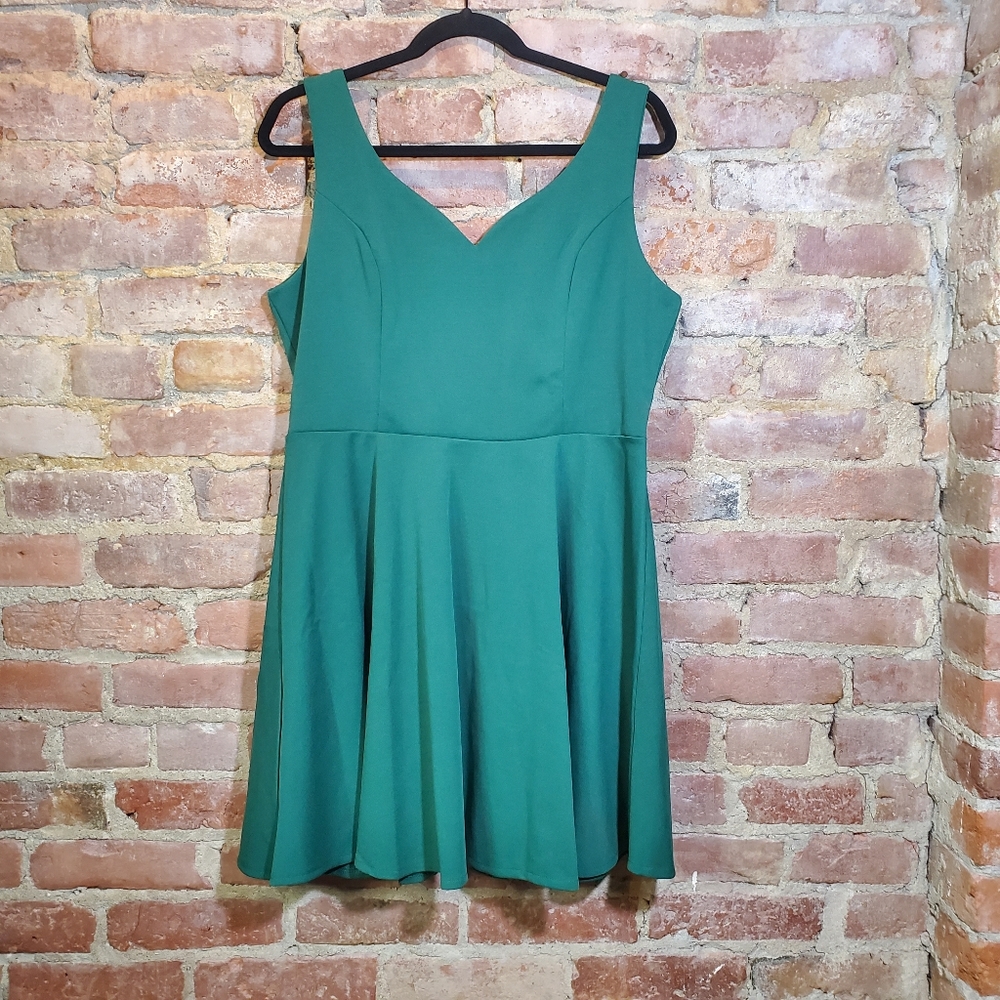 Missufe emerald green sleeveless a-line dress L